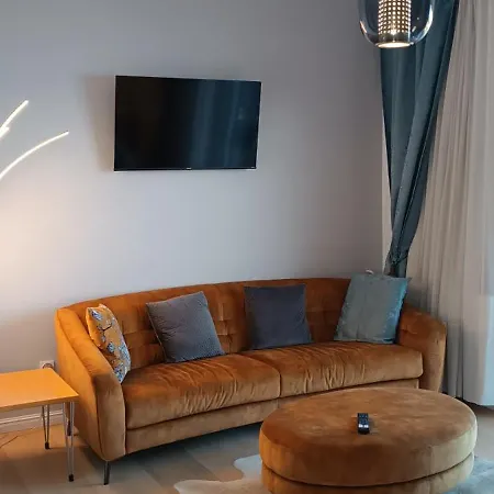 Pintar Πανσιόν